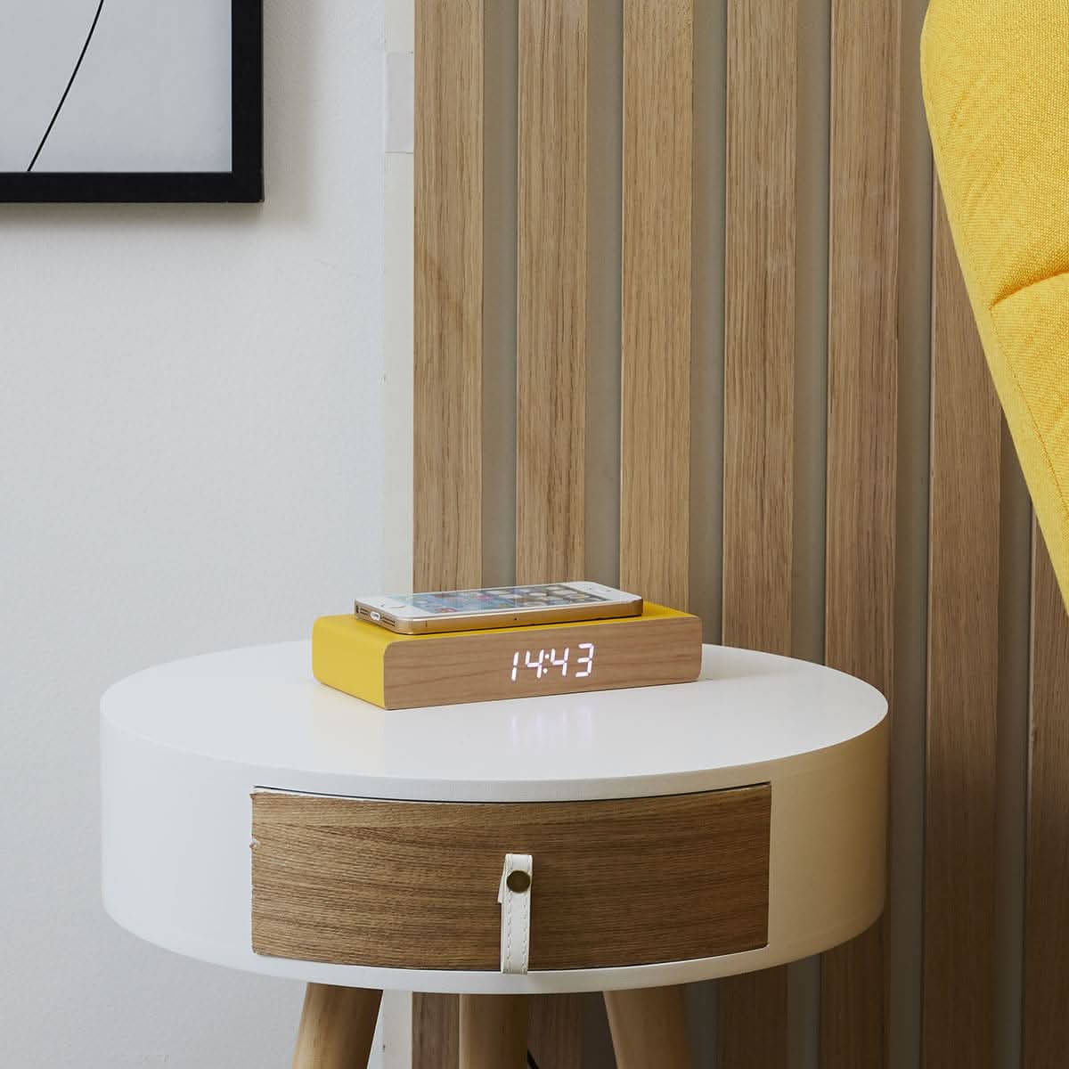 REVEIL CHARGEUR BOIS JAUNE - Image 4